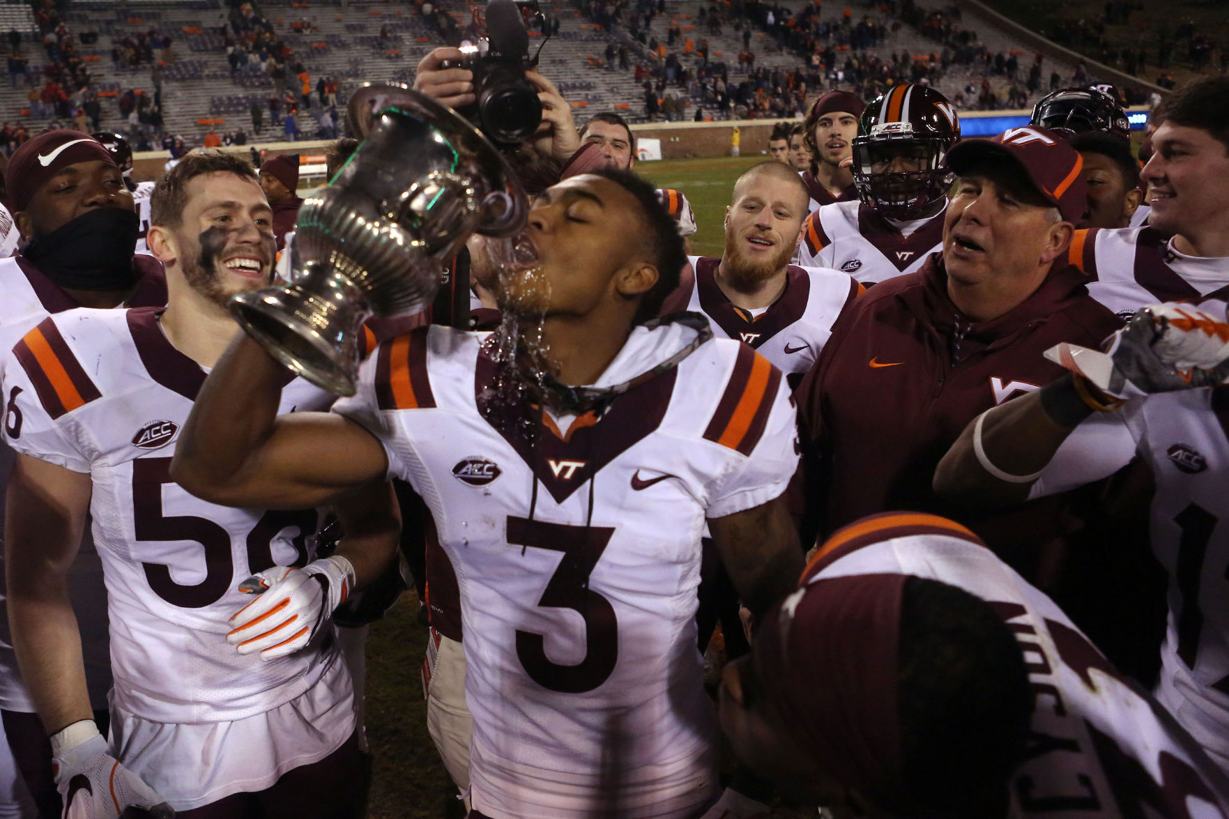 VT UVa 2017